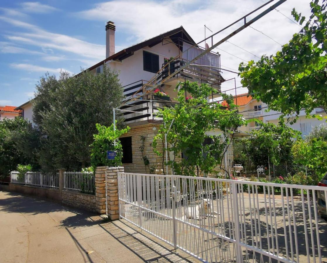 Apartments Marijana Водице Экстерьер фото