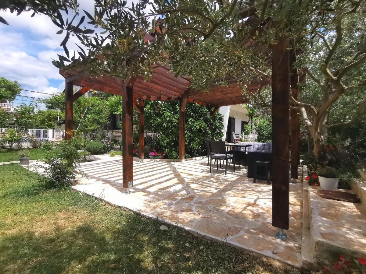 Apartments Marijana Водице Экстерьер фото